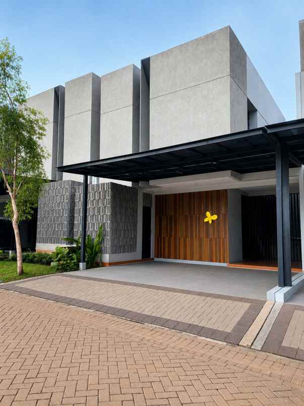dijual rumah discovery sektor 9 bintaro