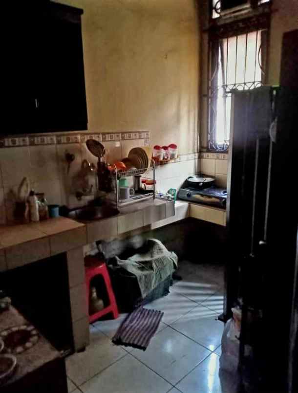 dijual rumah dukuh kramat jati jakarta