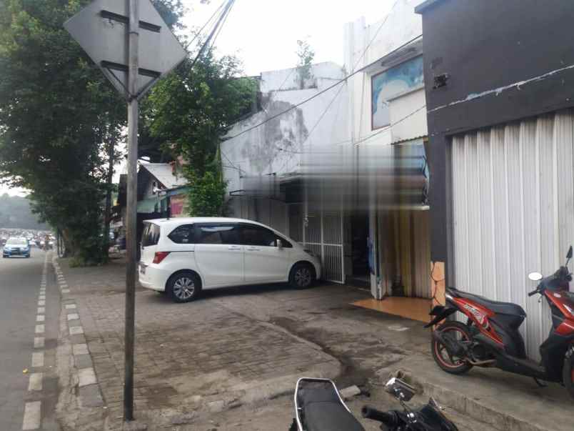 dijual rumah dukuh kramat jati jakarta