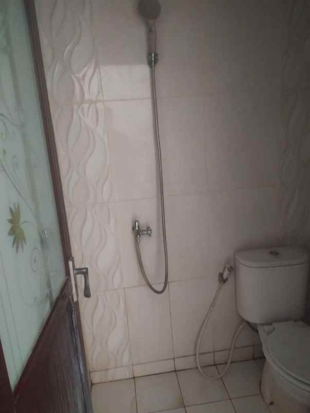 dijual rumah dukuh zamrud blok m padurenan