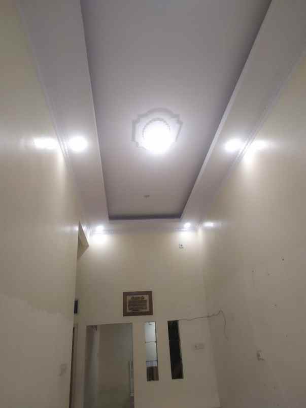 dijual rumah dukuh zamrud blok m padurenan