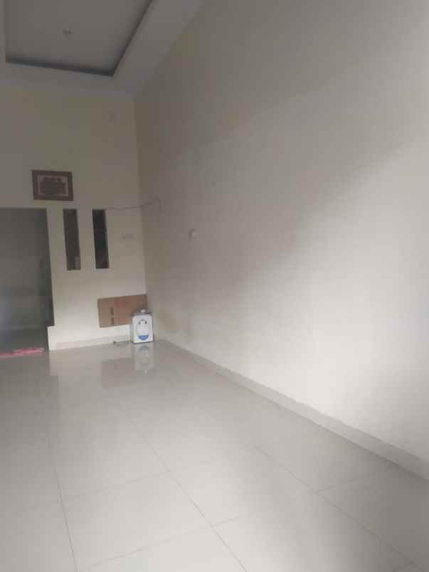 dijual rumah dukuh zamrud blok m padurenan