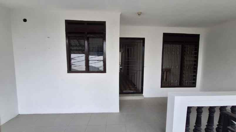 dijual rumah duren sawit