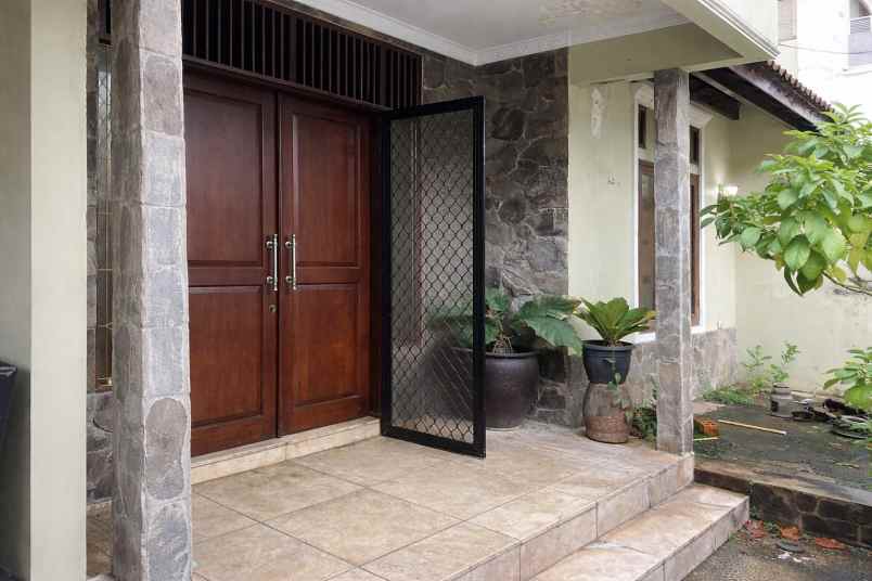 dijual rumah duren sawit