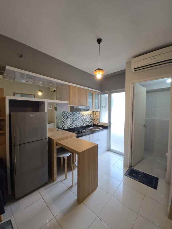 dijual rumah educity harvard