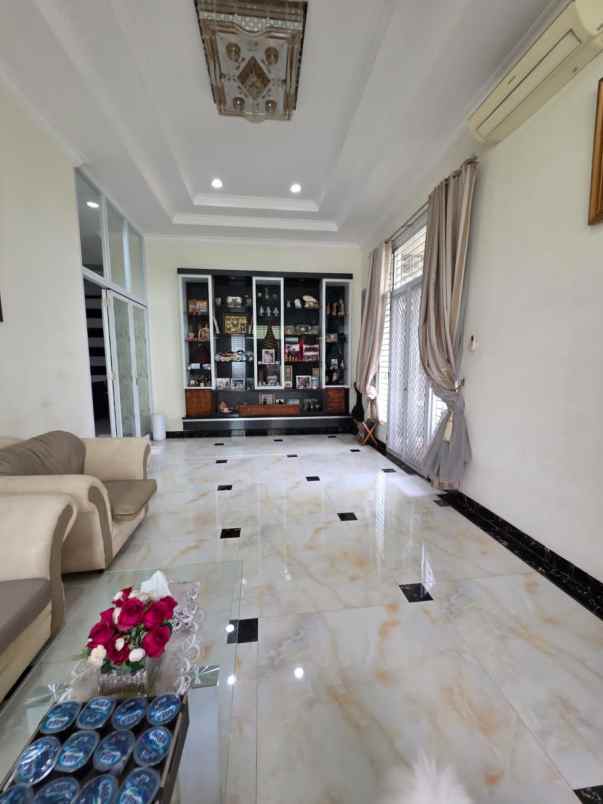 dijual rumah gading residence kelapa gading