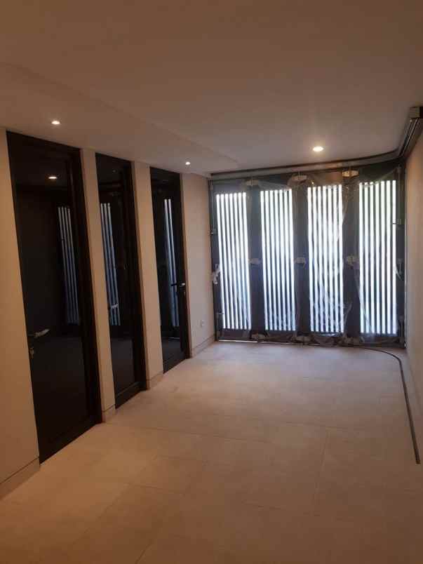 dijual rumah galaxy bumi permai