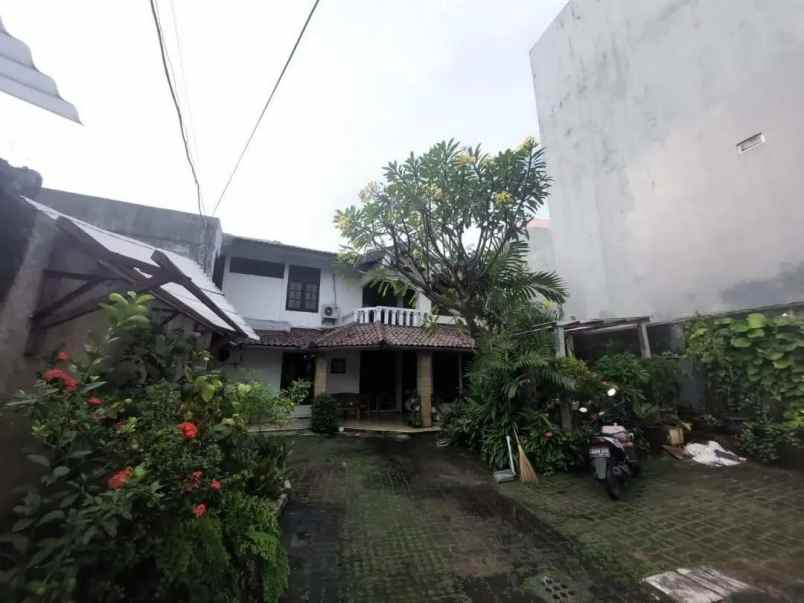 dijual rumah gedung sucofindo jln raya