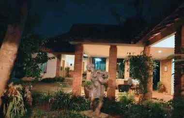 dijual rumah grafika raya banyumanik