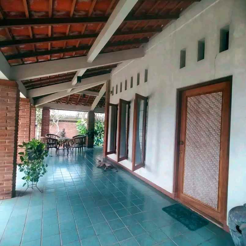 dijual rumah grafika raya banyumanik