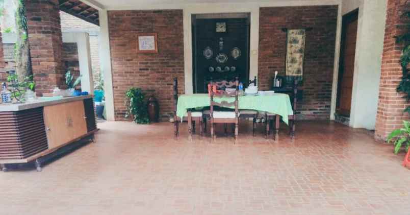 dijual rumah grafika raya banyumanik