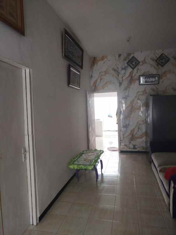 dijual rumah griya kebraon