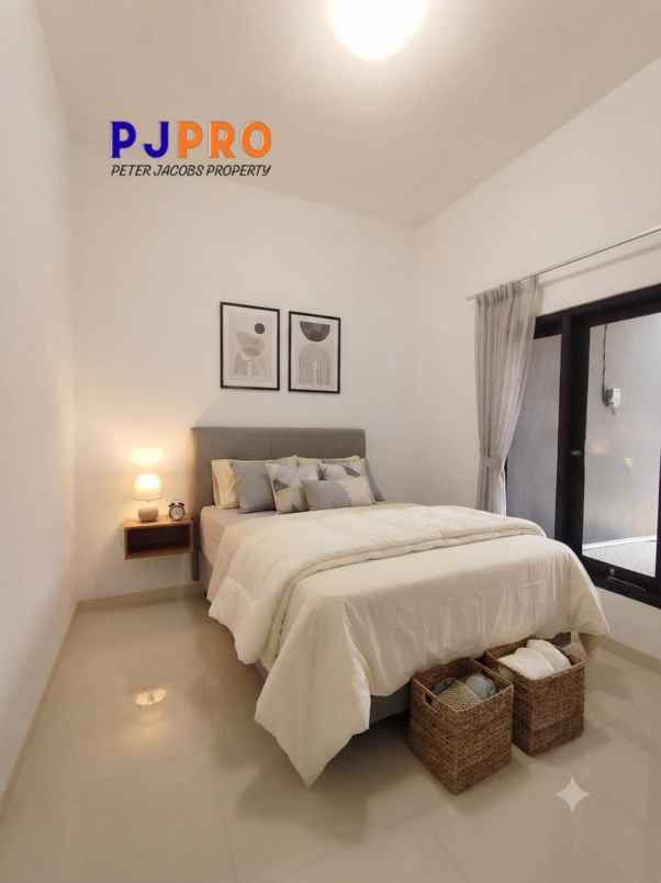 dijual rumah harapan indah