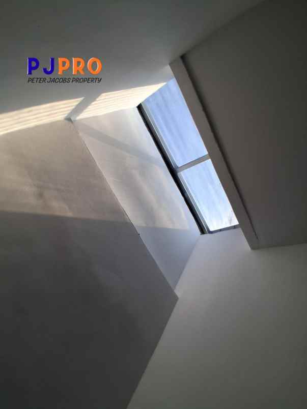 dijual rumah harapan indah