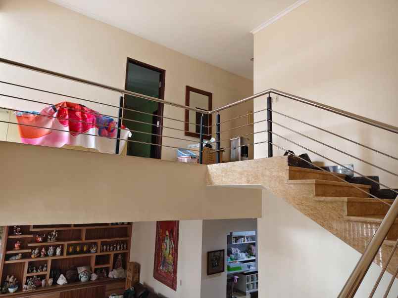 dijual rumah harapan indah cluster asia