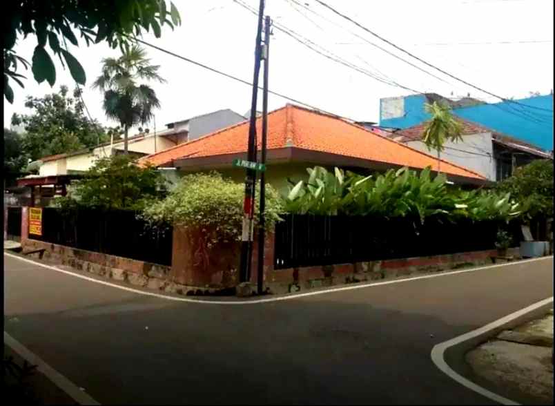 dijual rumah hook shm di sumur batu jakarta pusat