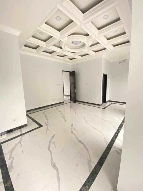 dijual rumah jagakarsa