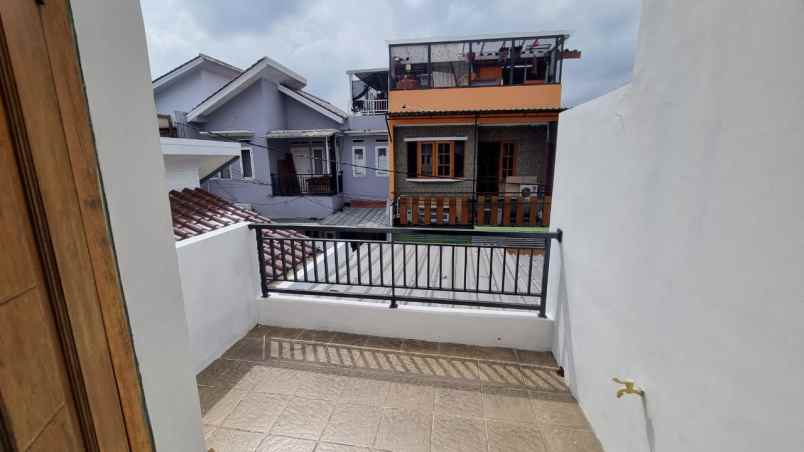dijual rumah jagakarsa