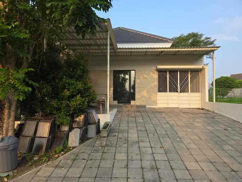 dijual rumah jalan bukit palma classica