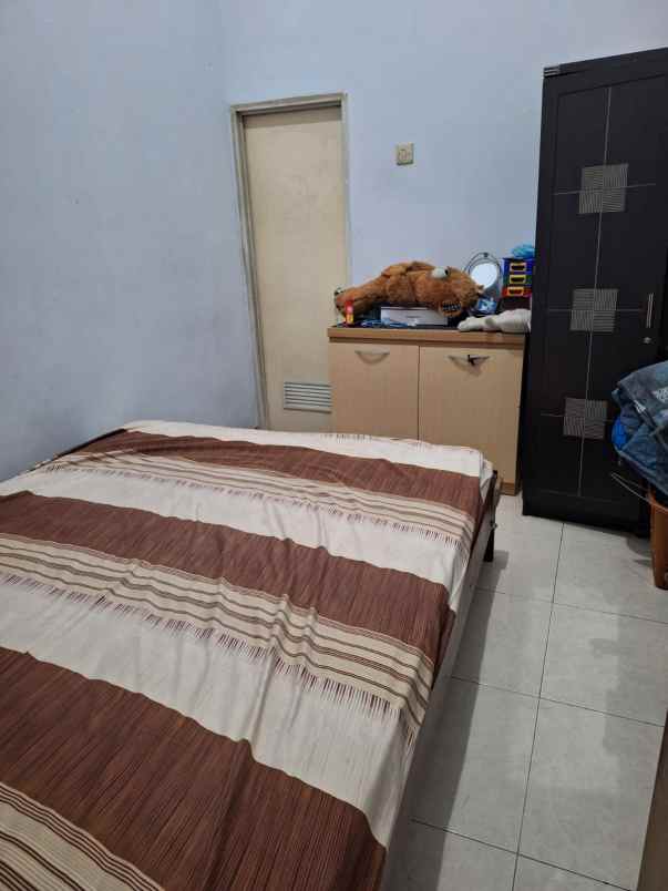 dijual rumah jalan bunga bunga suhat