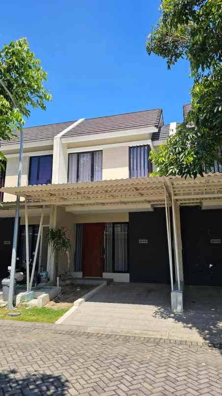 dijual rumah jalan northwest lake