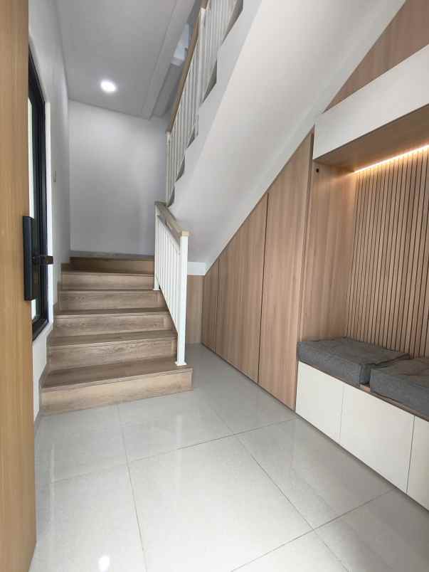 dijual rumah jalan penganten ali