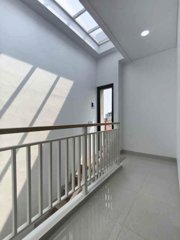 dijual rumah jalan penganten ali