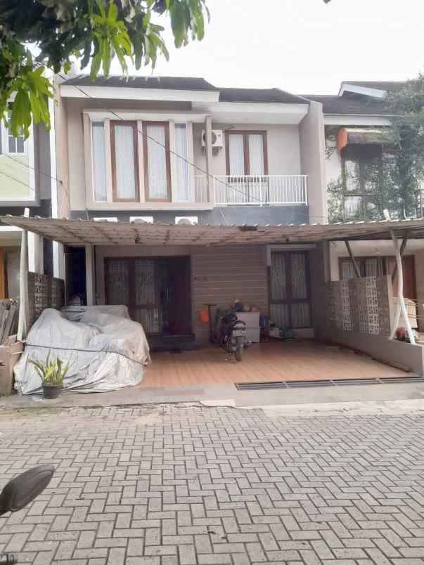 dijual rumah jalan raya bintaro ciputat
