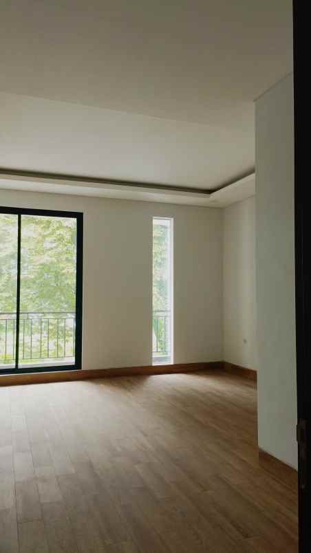 dijual rumah jalan raya kembangan