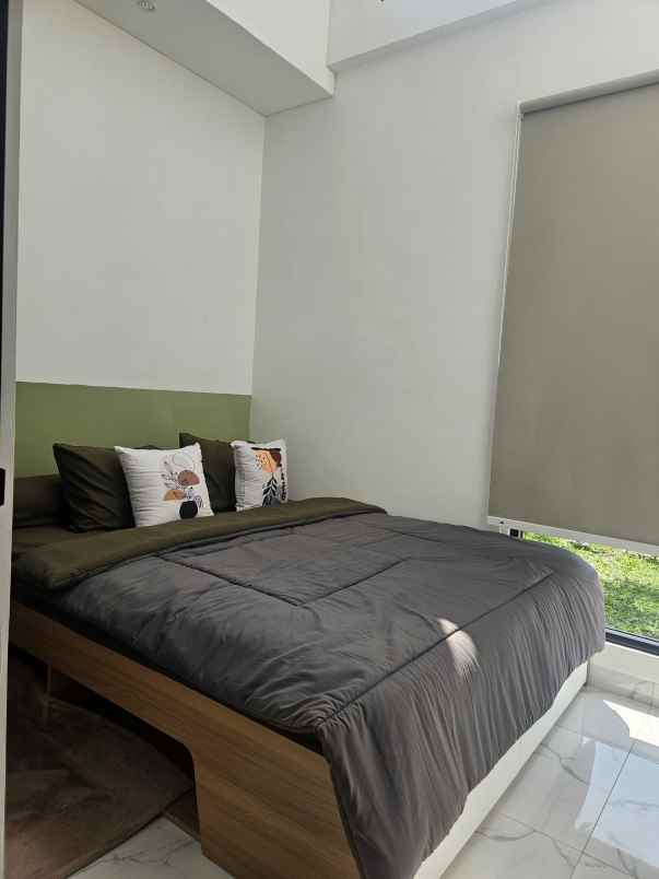 dijual rumah jalan raya pajeleran