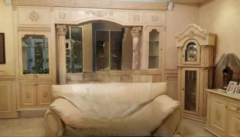 dijual rumah jalan raya taman indah