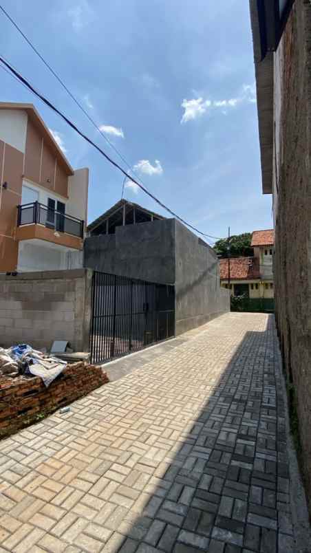 dijual rumah jatibening