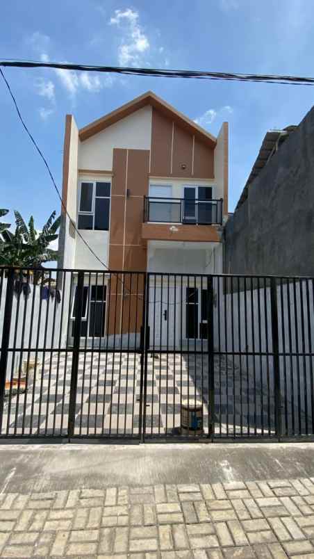 dijual rumah jatibening