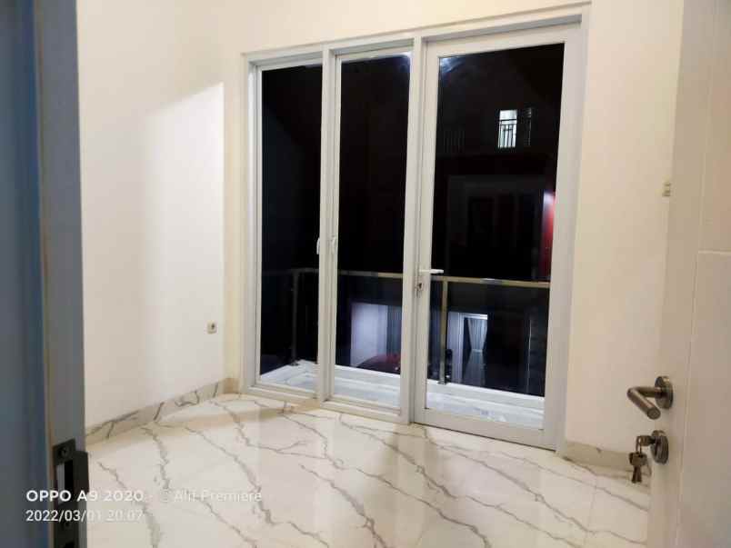 dijual rumah jatibening kota bekasi