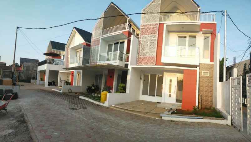 dijual rumah jatibening kota bekasi
