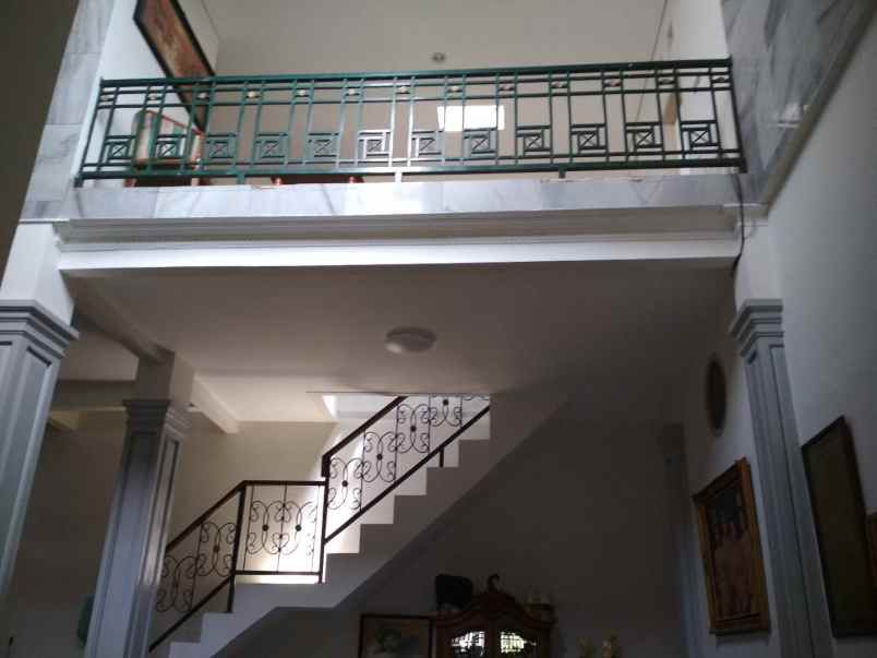 dijual rumah jatiwaringin