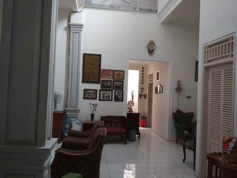 dijual rumah jatiwaringin