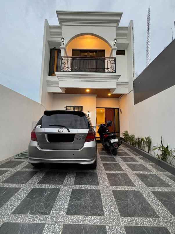 dijual rumah jatiwaringin bekasi