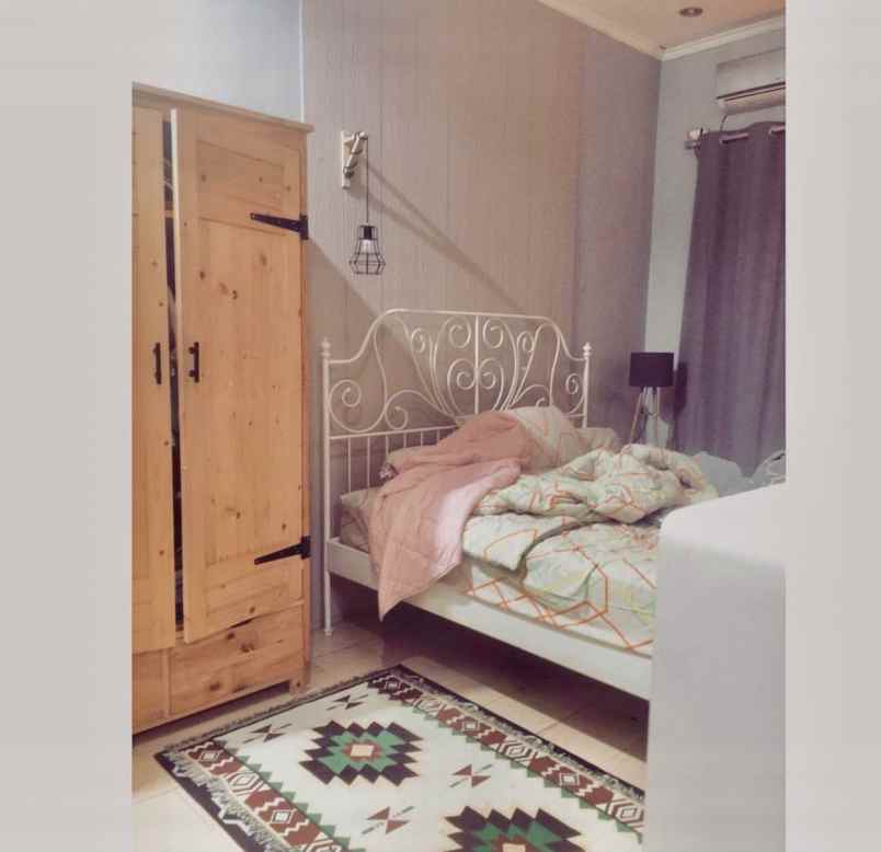 dijual rumah jl banjarsari antapani bandung