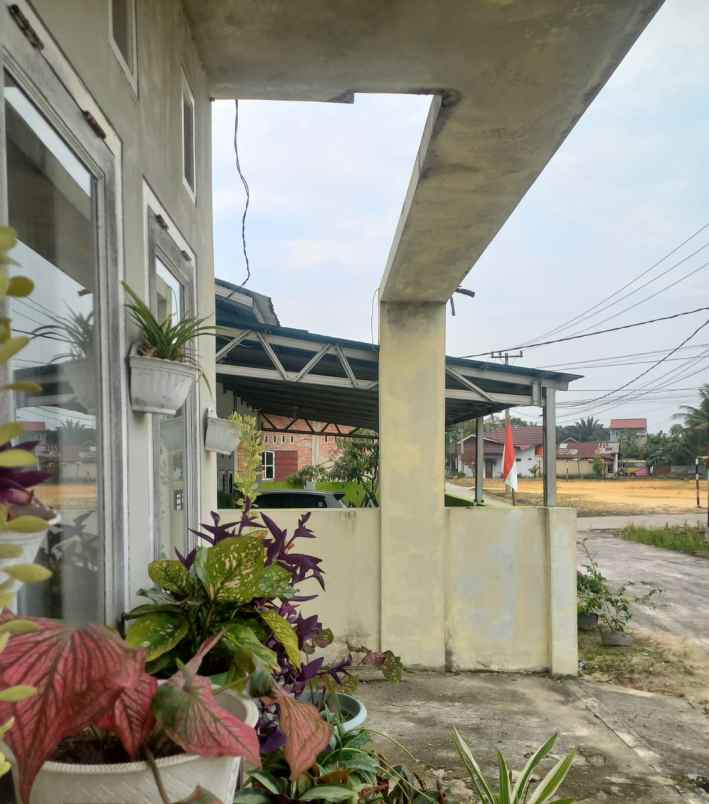 dijual rumah jl bukit barisan