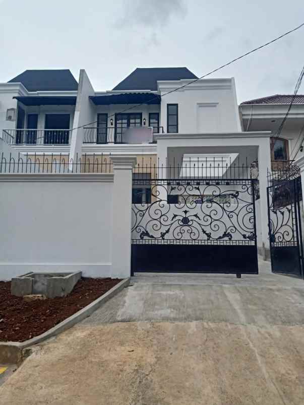 dijual rumah jl duren sawit raya duren