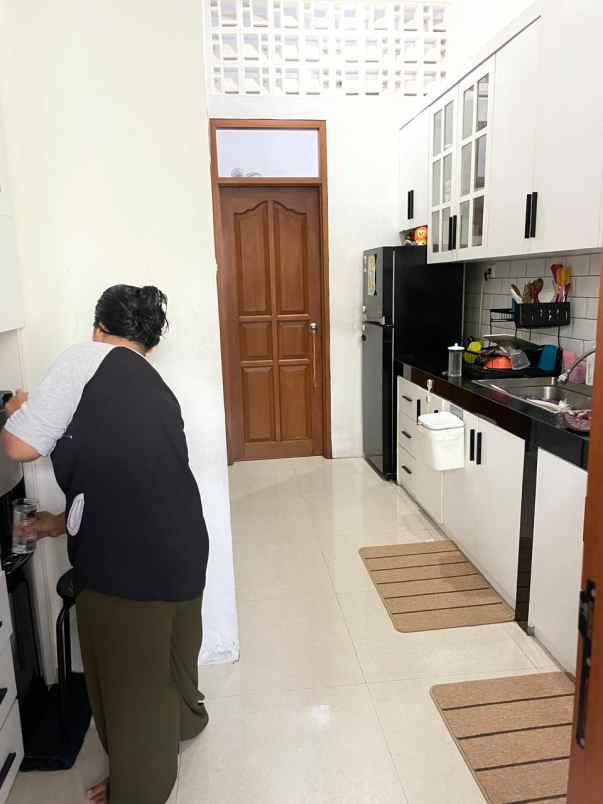 dijual rumah jl duren sawit raya duren