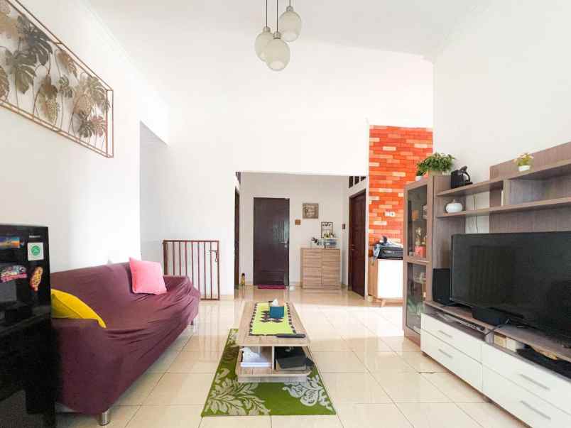 dijual rumah jl duren sawit raya duren