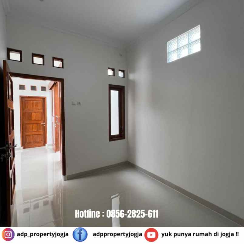 dijual rumah jl godean km 7 sidoarum