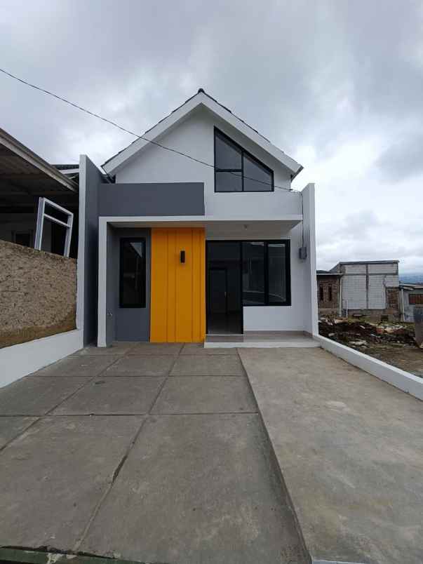 dijual rumah jl kepuh padalarang bandung