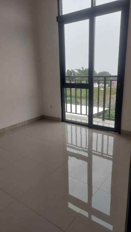 dijual rumah jl kol masturi cimahi