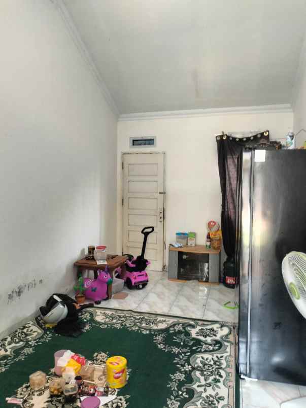 dijual rumah jl kurnia limbungan rumbai