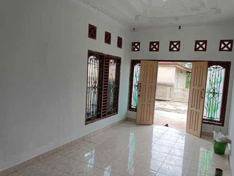 dijual rumah jl melati indah