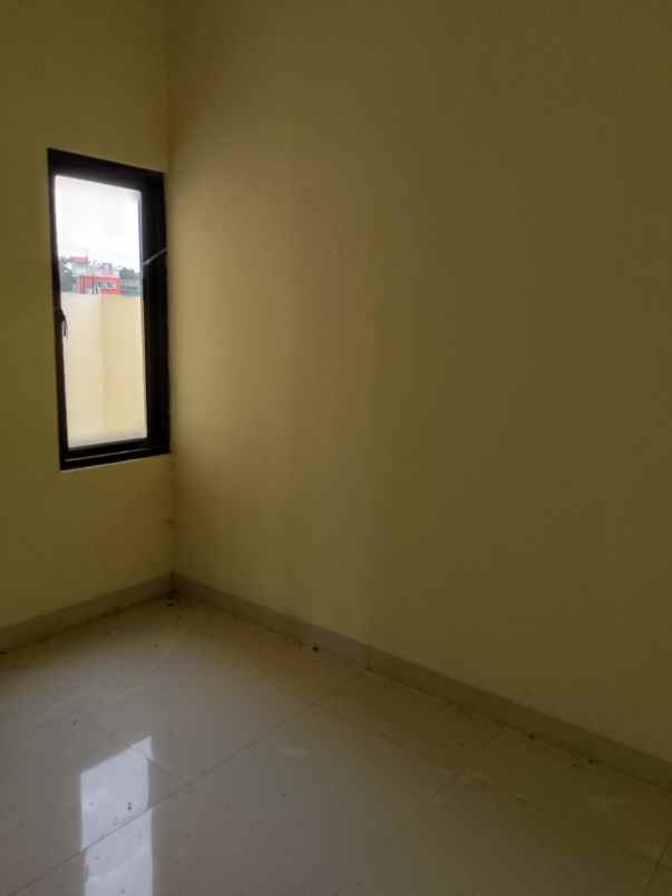 dijual rumah jl pilar sukatani no 2