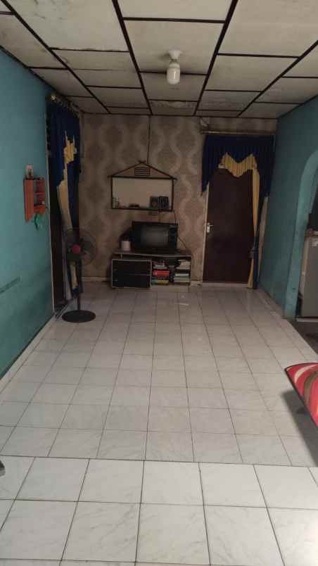 dijual rumah jl rajawali sakti